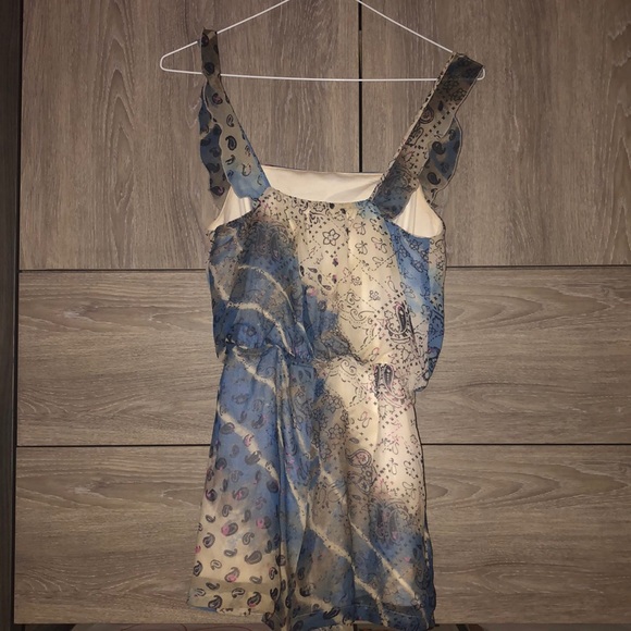 ✨Beautiful one piece✨ - Picture 2 of 3